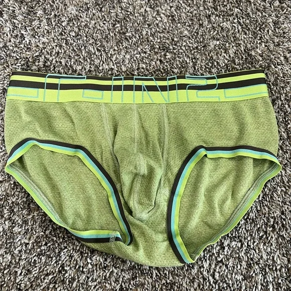 Stylish Lime Green Men's Briefs - Picture 1 of 2